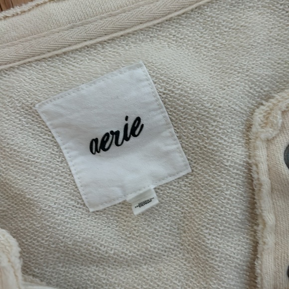 AERIE WOMENS OVERSIZED BOYFRIEND SWEATSHIRT LACE UP FRONT SIZE SMALL TAN CREAM - Picture 6 of 7